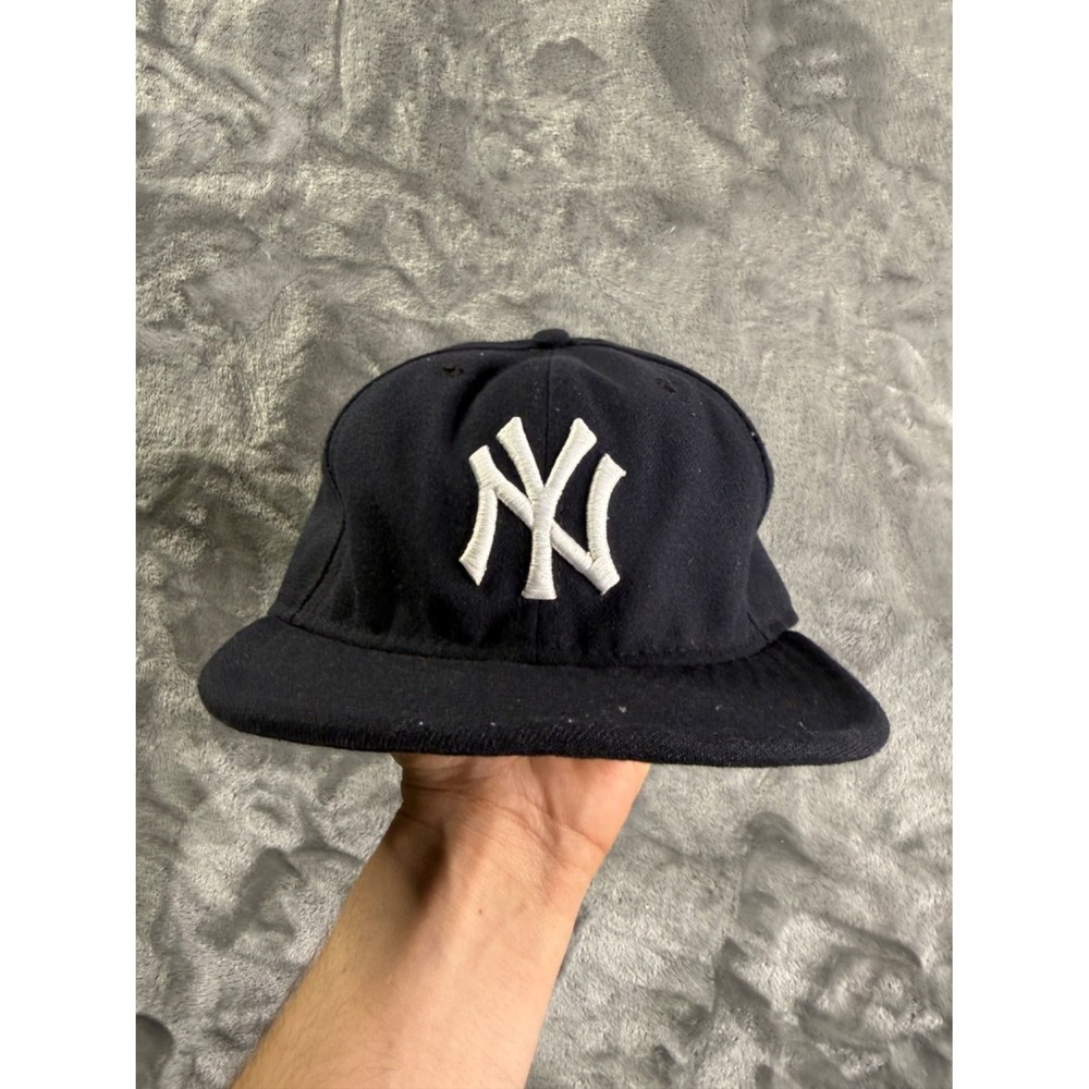 New Era 59FIFTY New York Yankees Fitted Hat MLB Official On-Field Cap 7 1/2 Navy